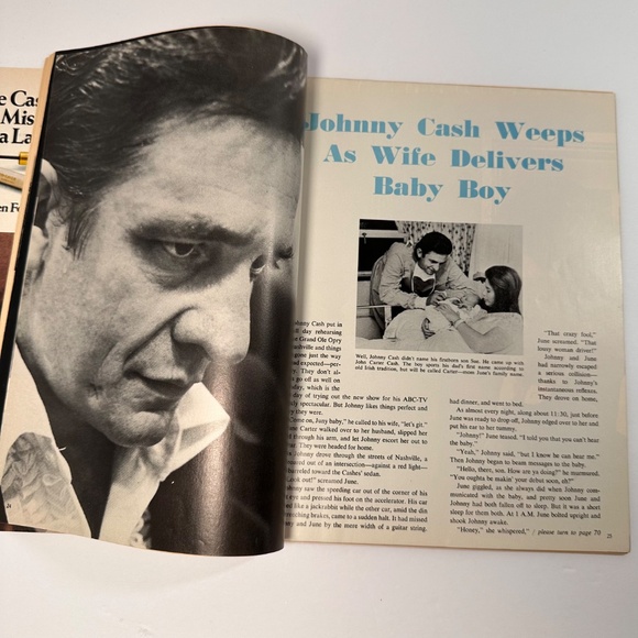 Vintage 1969 Motion Picture Magazine — Jackie O, Johnny Cash, Hollywood Gossip! - Picture 6 of 11